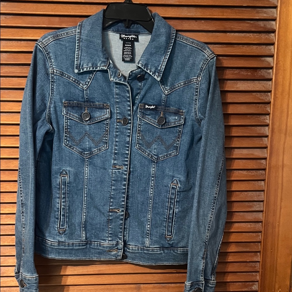 Wrangler Women's Classic Blue Jean Jacket